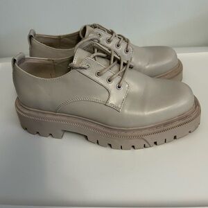 Aldo Women's Gray Lace-Up Derbys